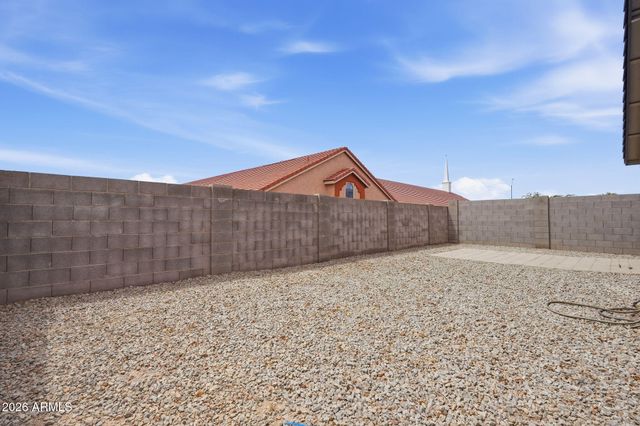 1981 N LEWIS Place, Casa Grande, AZ 85122