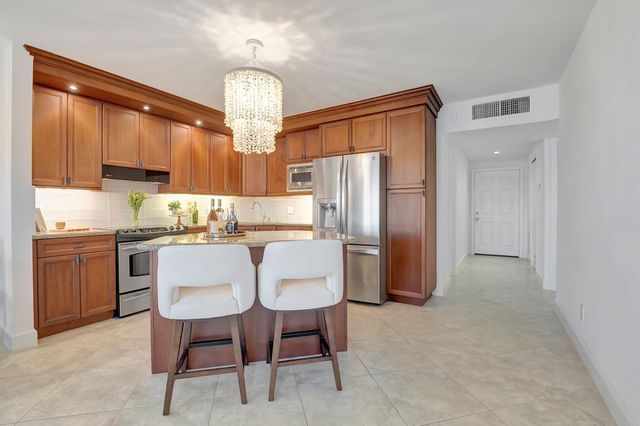 2871 N Ocean Boulevard D506, Boca Raton, FL 33431