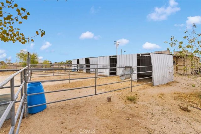 6720 Mono Road, Phelan, CA 92371