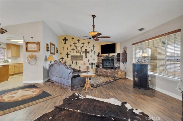 6720 Mono Road, Phelan, CA 92371