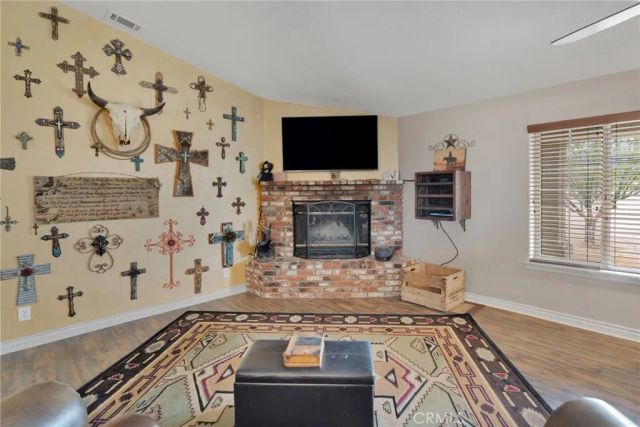 6720 Mono Road, Phelan, CA 92371