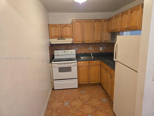 2838 Madison Street 12, Hollywood, FL 33020