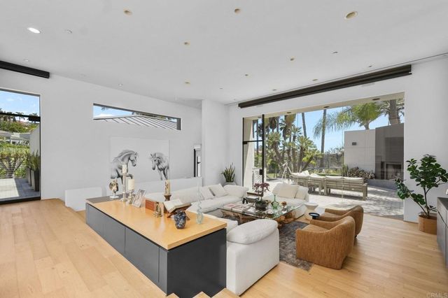 14821 Calle Montelibano, Rancho Santa Fe, CA 92067
