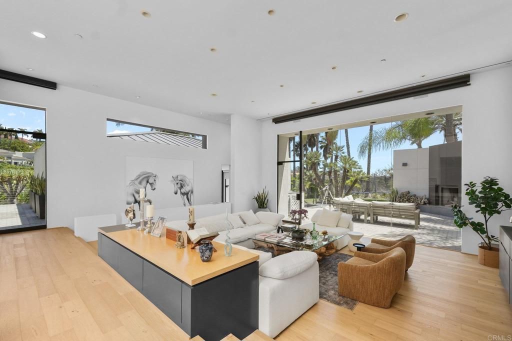 Image 42 of property listing at 14821 Calle Montelibano, Rancho Santa Fe, CA 92067