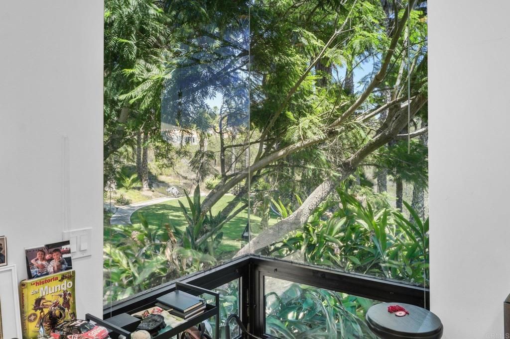 Image 64 of property listing at 14821 Calle Montelibano, Rancho Santa Fe, CA 92067