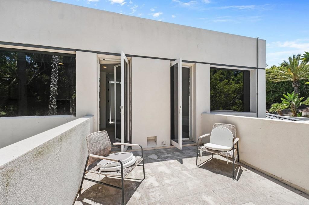 Image 72 of property listing at 14821 Calle Montelibano, Rancho Santa Fe, CA 92067