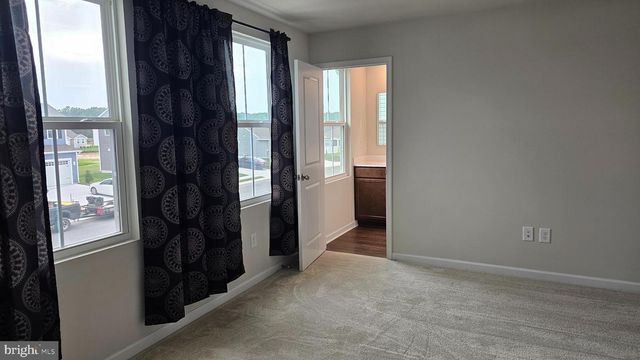 11 ORCHARD RD, Seaford, DE 19973