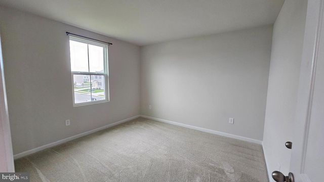 11 ORCHARD RD, Seaford, DE 19973