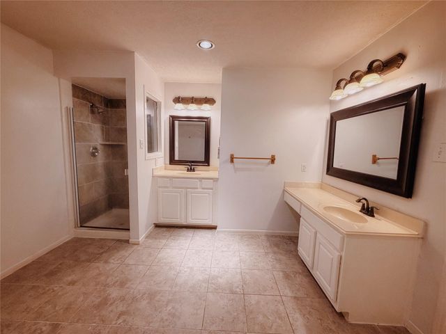 3110 Waters View Drive, Sugar Land, TX 77478