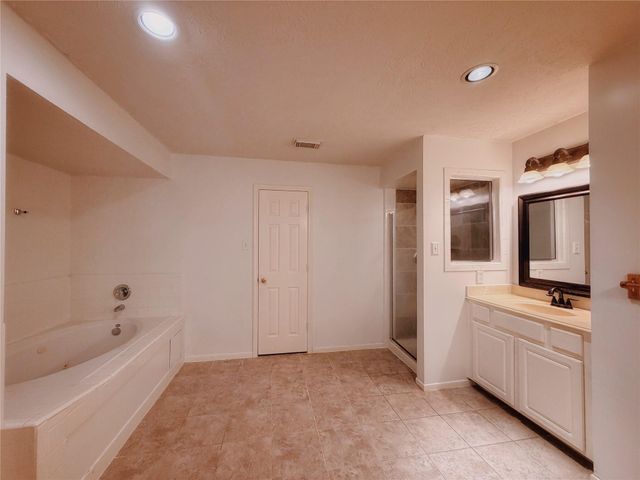 3110 Waters View Drive, Sugar Land, TX 77478
