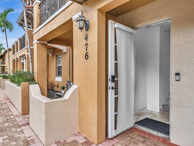 476 SW 147th Ave 4613, Pembroke Pines, FL 33027
