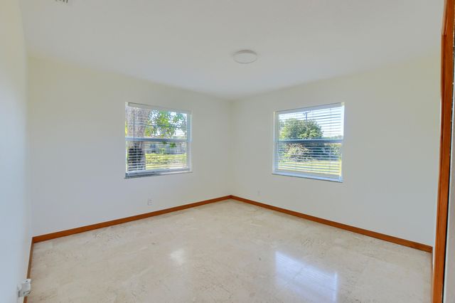 2334 Timbercreek Circle NW, Boca Raton, FL 33431