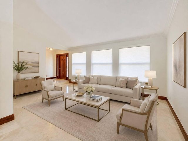 2334 Timbercreek Circle NW, Boca Raton, FL 33431