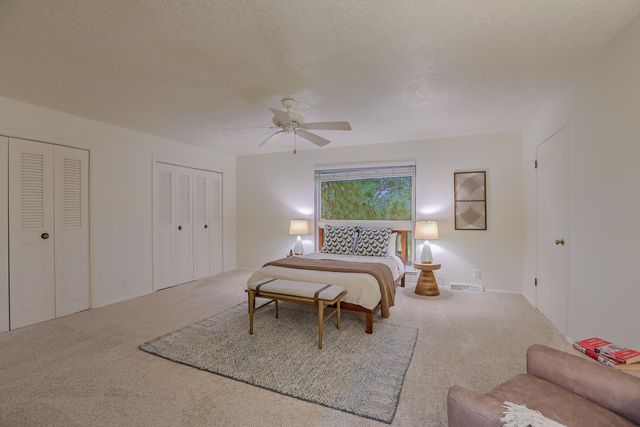 6608 Arroyo Del Oso Avenue NE, Albuquerque, NM 87109