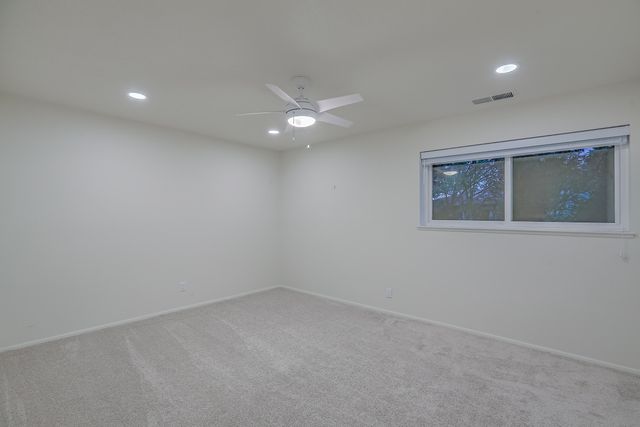 6608 Arroyo Del Oso Avenue NE, Albuquerque, NM 87109