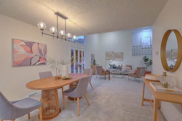 6608 Arroyo Del Oso Avenue NE, Albuquerque, NM 87109