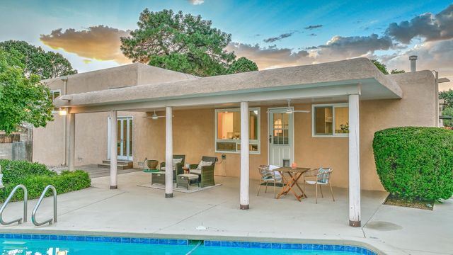 6608 Arroyo Del Oso Avenue NE, Albuquerque, NM 87109