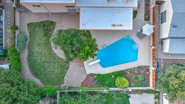 6608 Arroyo Del Oso Avenue NE, Albuquerque, NM 87109