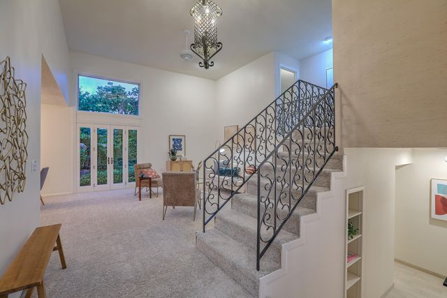 6608 Arroyo Del Oso Avenue NE, Albuquerque, NM 87109