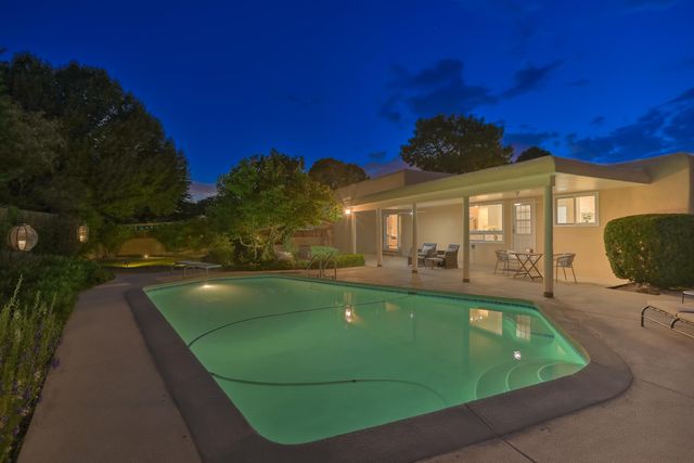 6608 Arroyo Del Oso Avenue NE, Albuquerque, NM 87109