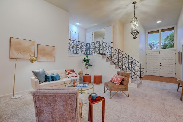 6608 Arroyo Del Oso Avenue NE, Albuquerque, NM 87109