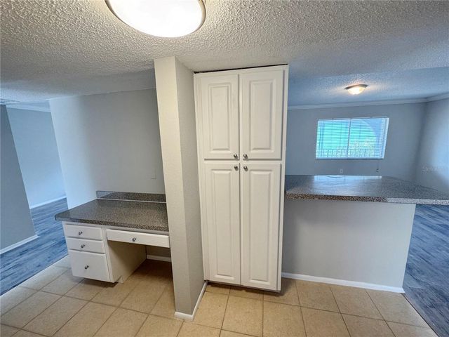 115 OYSTER BAY CIRCLE 300, Altamonte Springs, FL 32701
