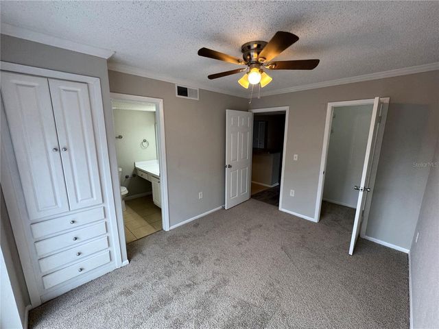 115 OYSTER BAY CIRCLE 300, Altamonte Springs, FL 32701