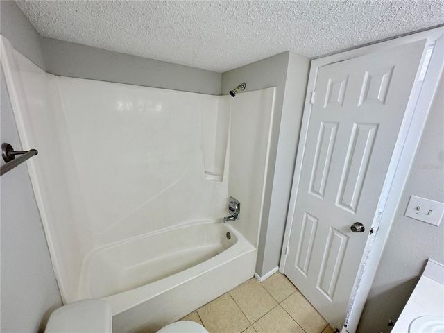 115 OYSTER BAY CIRCLE 300, Altamonte Springs, FL 32701
