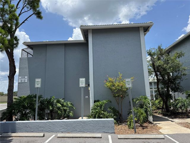 115 OYSTER BAY CIRCLE 300, Altamonte Springs, FL 32701