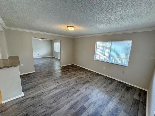 115 OYSTER BAY CIRCLE 300, Altamonte Springs, FL 32701