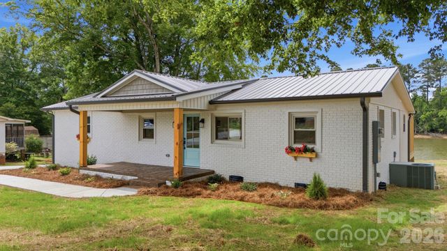 2516 Riverview Road, Lexington, NC 27292