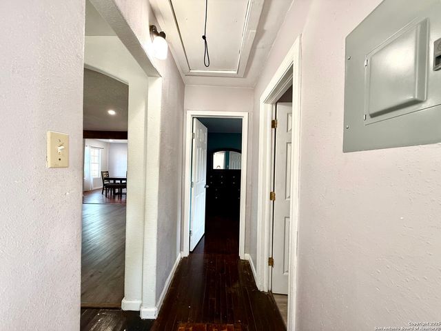 105 Terrell Ave, San Antonio, TX 78214