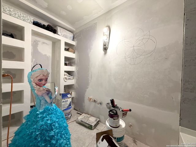 105 Terrell Ave, San Antonio, TX 78214