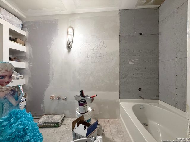 105 Terrell Ave, San Antonio, TX 78214