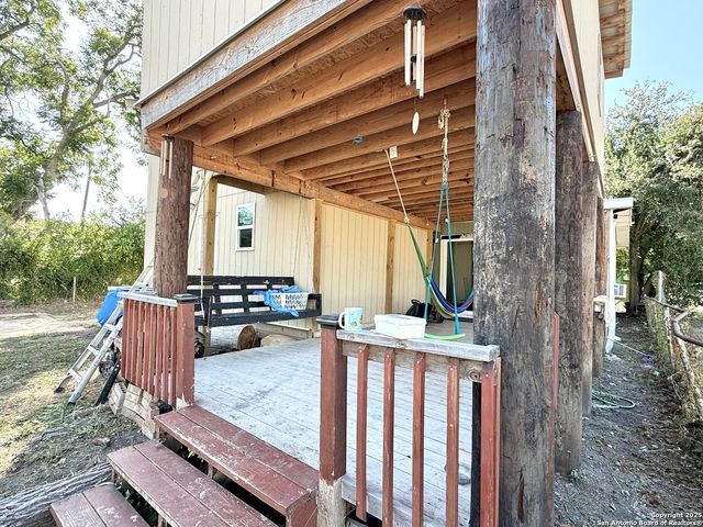 105 Terrell Ave, San Antonio, TX 78214