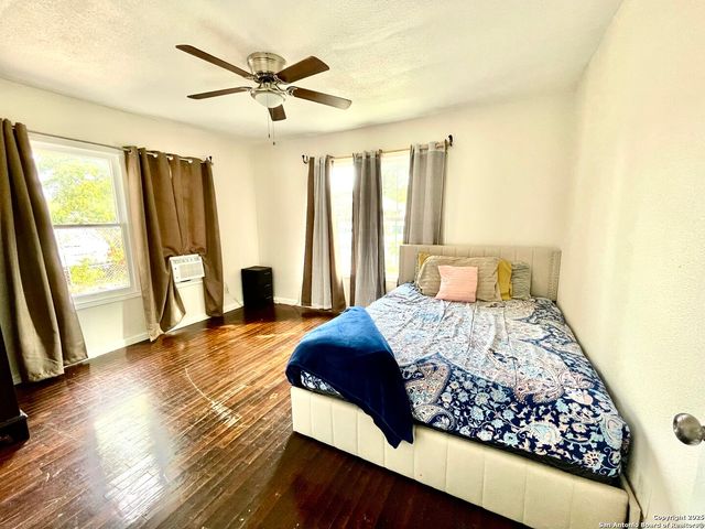 105 Terrell Ave, San Antonio, TX 78214