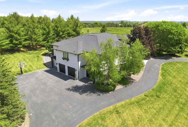 W5443 BOWE LANE, Fond Du Lac, WI 54937