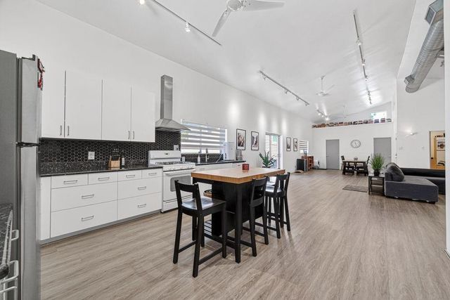 7817 Easton Street, Houston, TX 77017