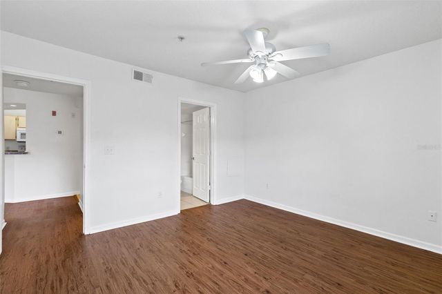 12602 CREST SPRINGS LANE 1331, Orlando, FL 32828