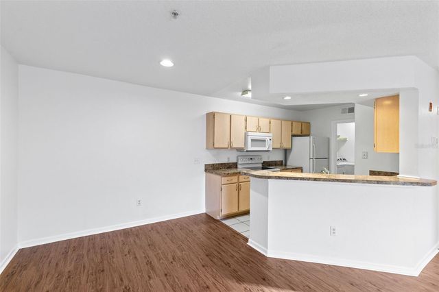 12602 CREST SPRINGS LANE 1331, Orlando, FL 32828