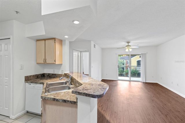 12602 CREST SPRINGS LANE 1331, Orlando, FL 32828