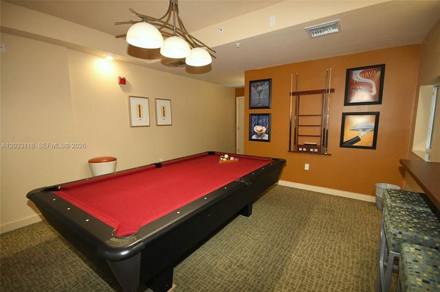 6001 SW 70th St 320, South Miami, FL 33143