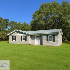 996 Dunlevie Road, Hinesville, GA 31313