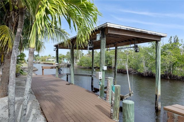 6106 Plumosa AVE, Fort Myers, FL 33908