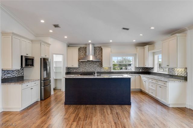 6106 Plumosa AVE, Fort Myers, FL 33908