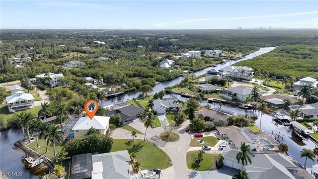 6106 Plumosa AVE, Fort Myers, FL 33908