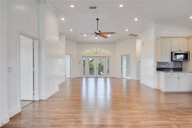 6106 Plumosa AVE, Fort Myers, FL 33908