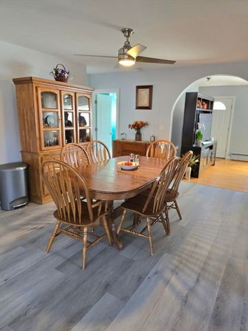 13 Park Ave, Webster, MA 01570