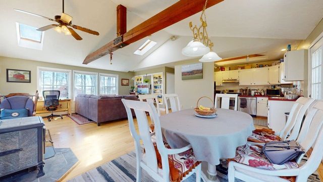 14 Ferry Road, South Hero, VT 05486