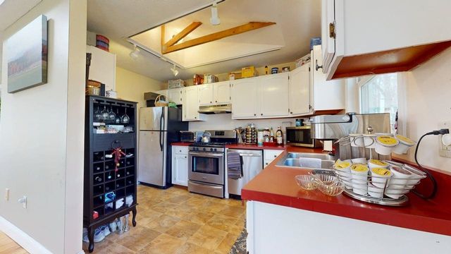 14 Ferry Road, South Hero, VT 05486